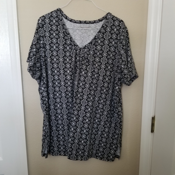 Woman Within Tops - Women Within Size 3x Black And White V Neck Top Cotton/Polyester RN 88842